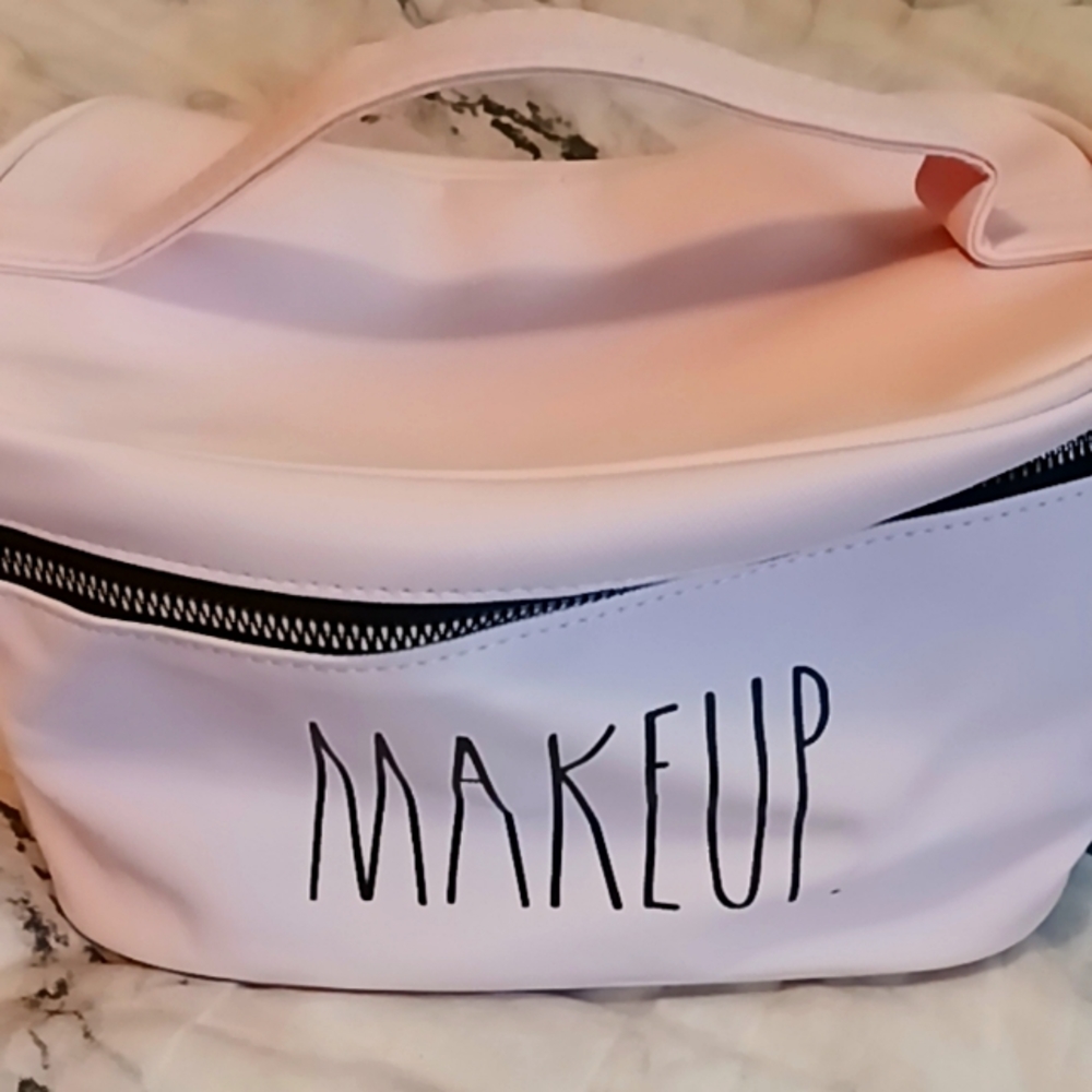 rae dunn makeup bag!